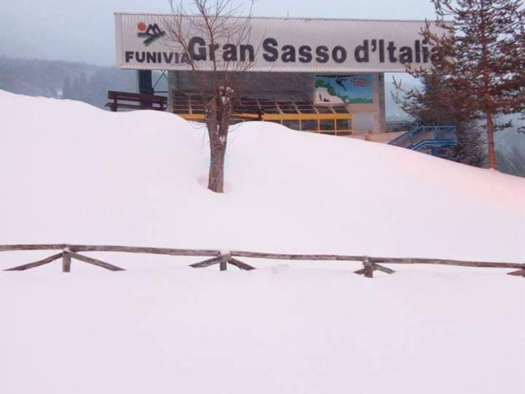 L'Abruzzo imbiancato (tranne l'Aquila): neve in tutto l'abruzzo gennaio 2017