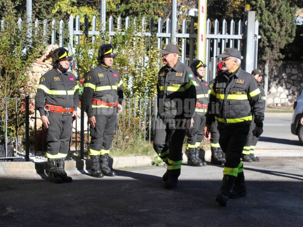 Vigili del fuoco in pensione, saluto comando a Giuseppe Cavallino