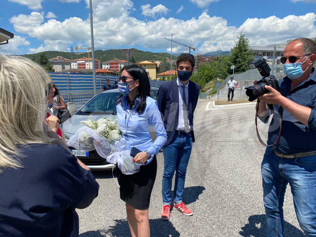 La Ministra Azzolina A L Aquila Nessuno Studente Rimarra Fuori Dalla Scuola Il Capoluogo