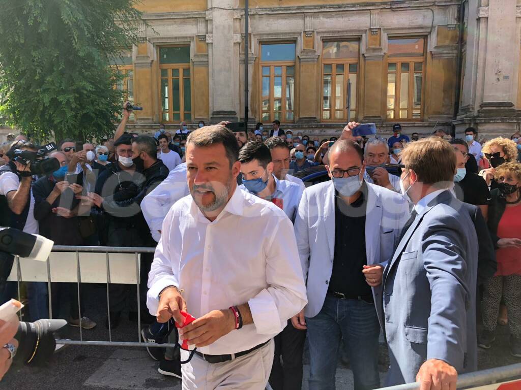 Salvini avezzano 