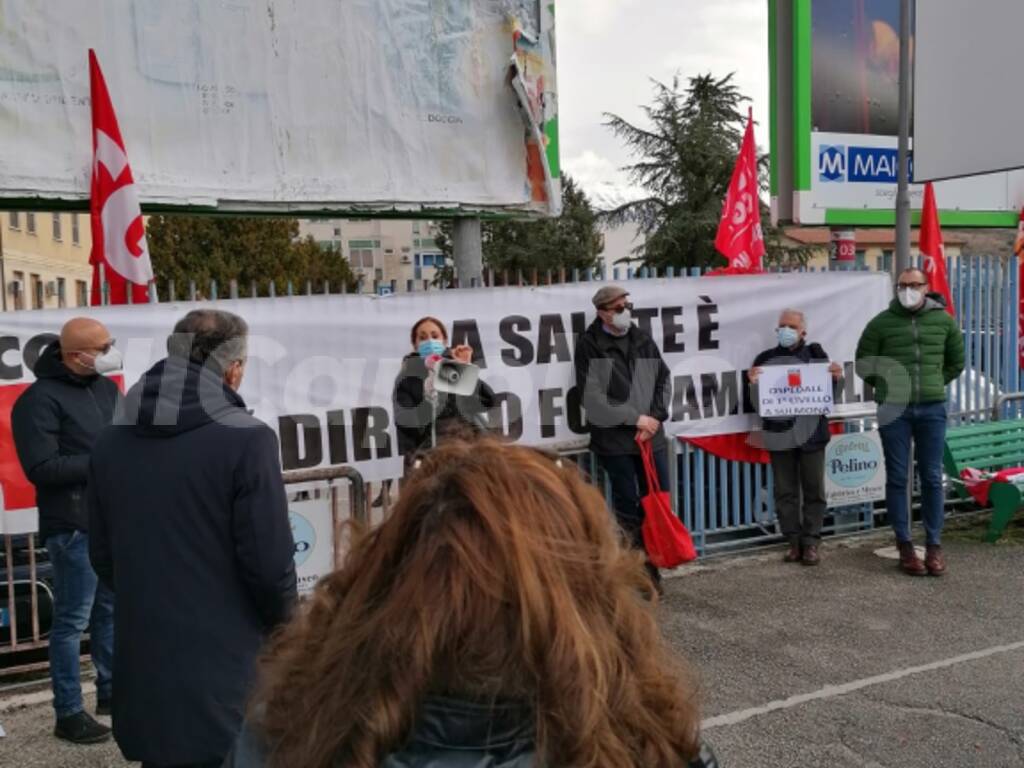 manifestazione protesta punto nascita sulmona