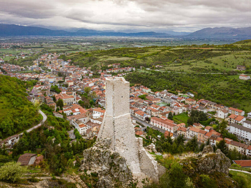 Torre Piccolomini pescina