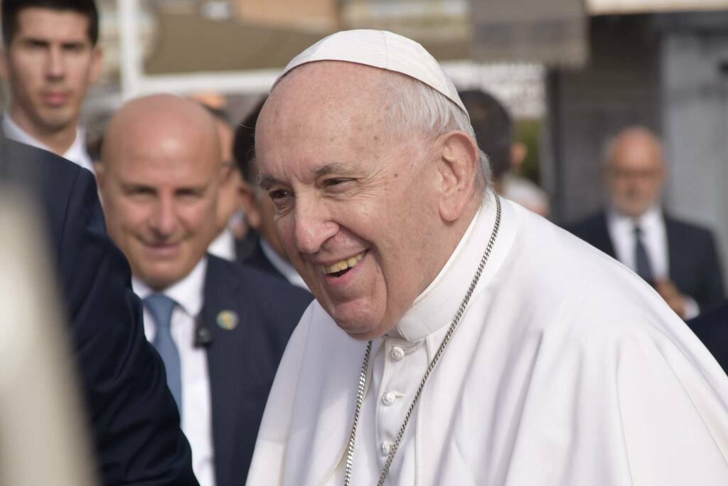 papa francesco l'aquila perdonanza 2022