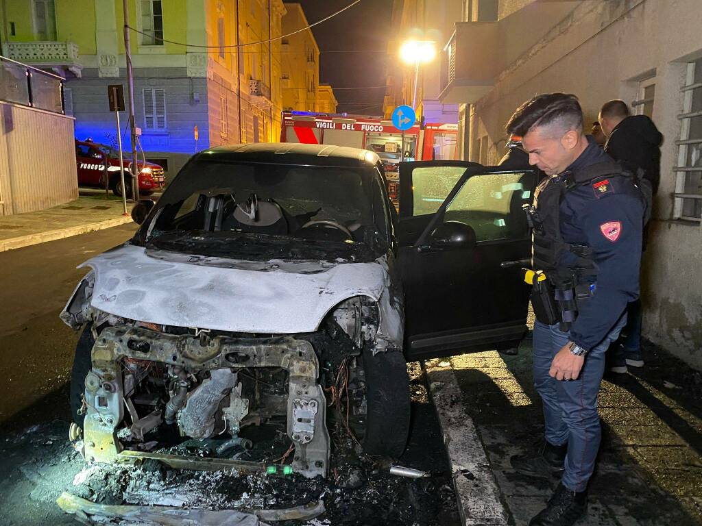 incendio auto sindaco vasto