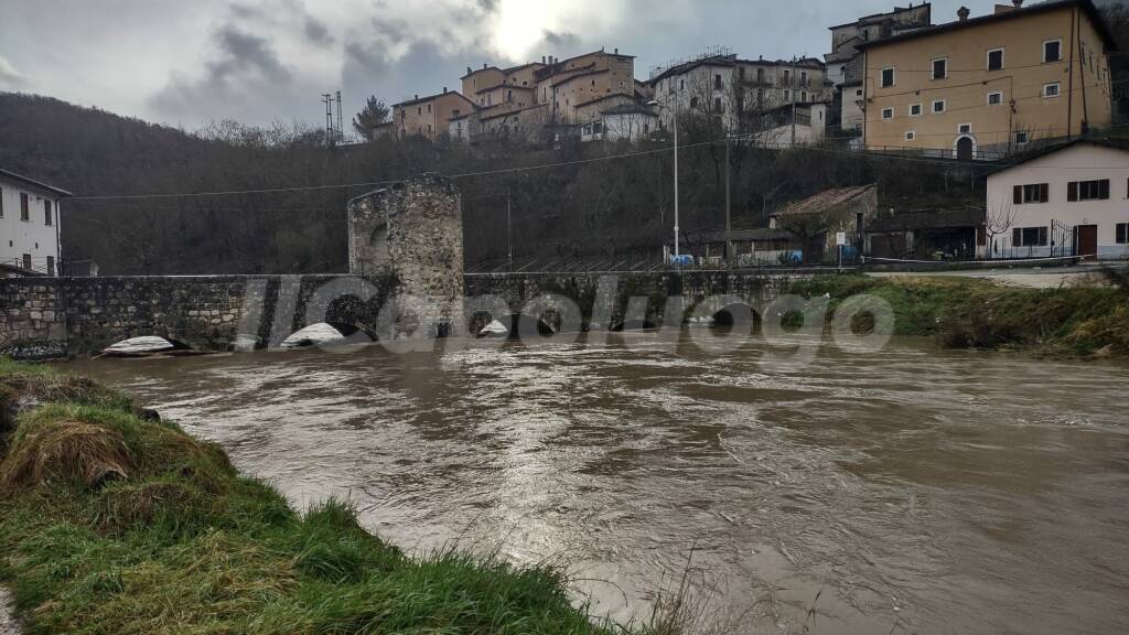 esondazione aterno stiffe campana