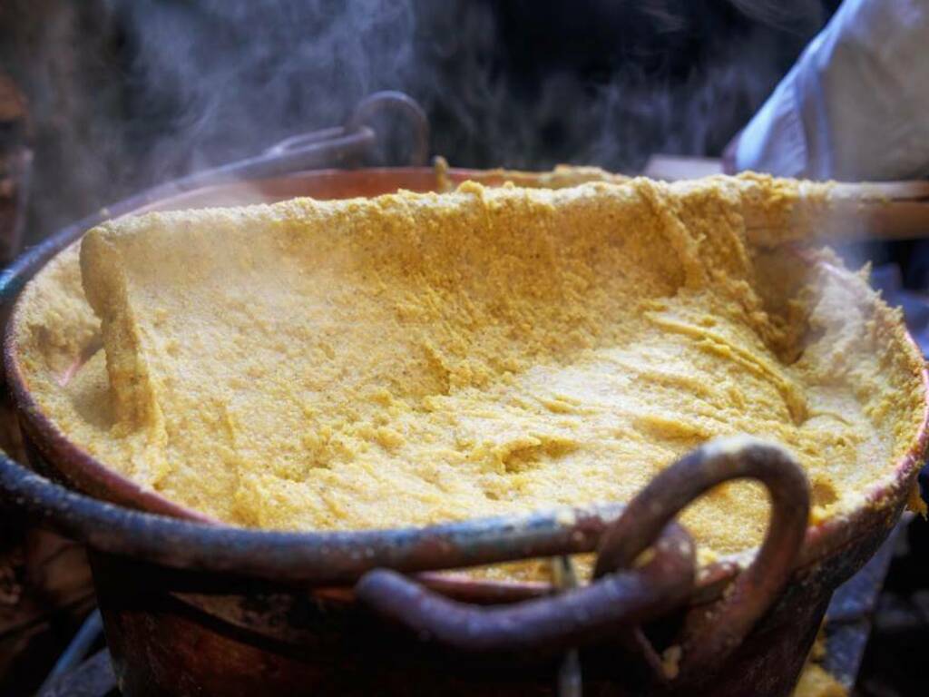 sagra della polenta Pettorano sul Gizio 