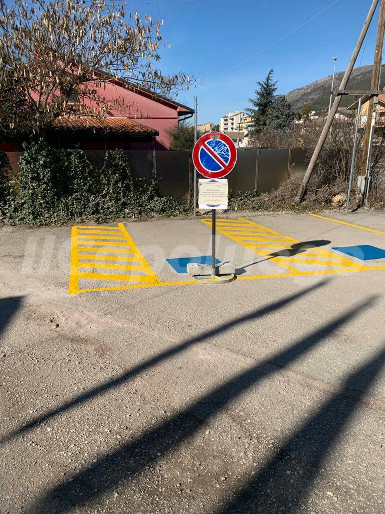 parcheggi disabili scuola giovanni XXIII