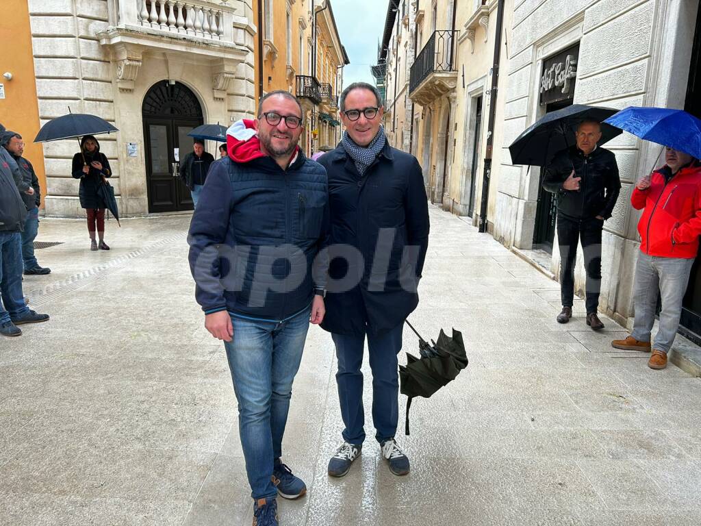 corso stretto, ripavimentazione 