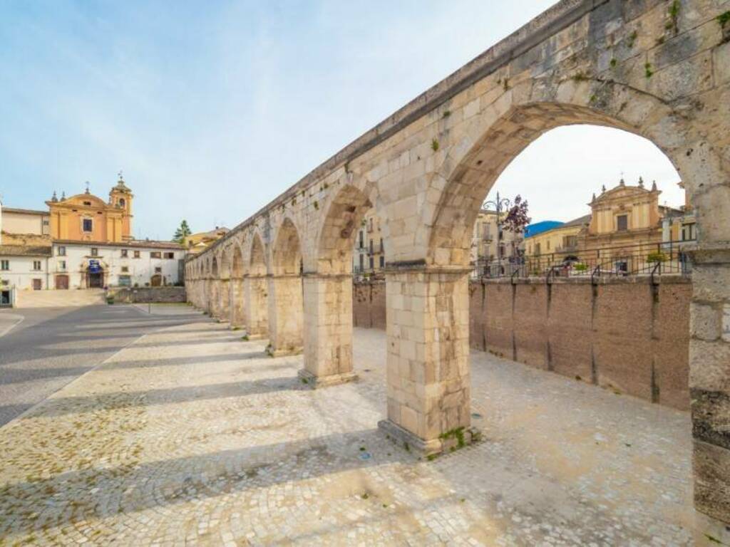 Sulmona acquedotto 