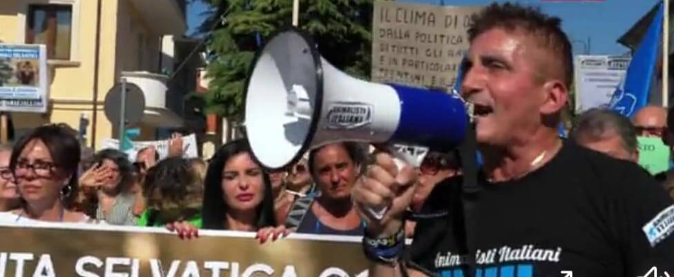 manifestazione orsa amarena San Benedetto dei Marsi