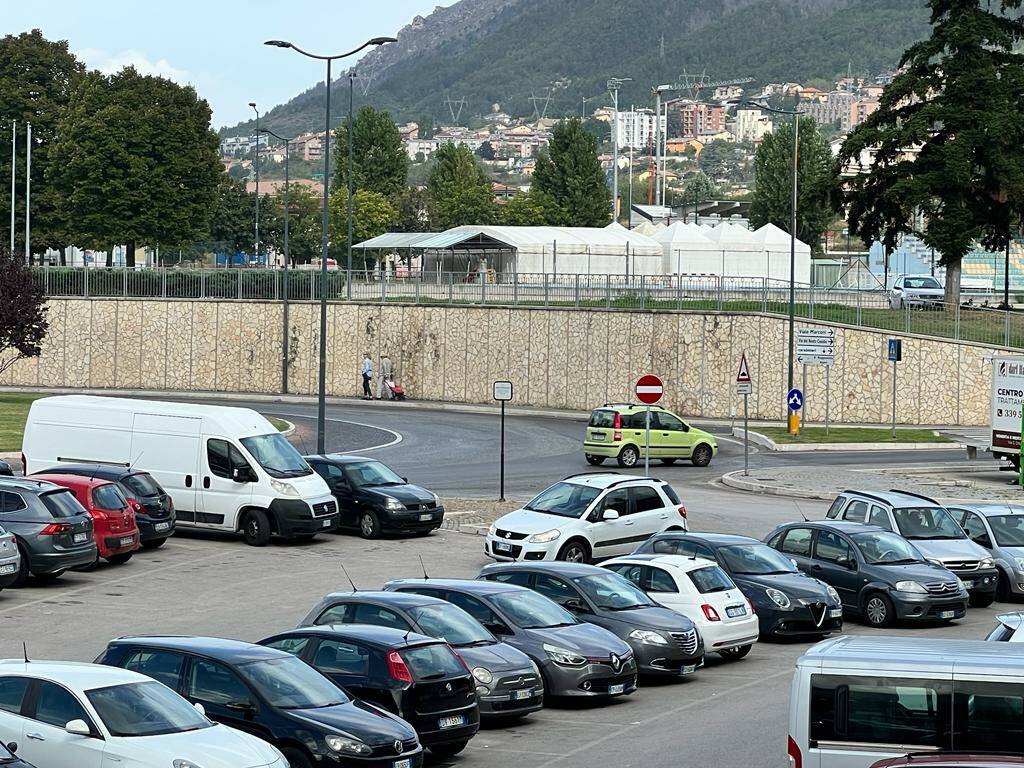 striscione rubato piazza d'armi 