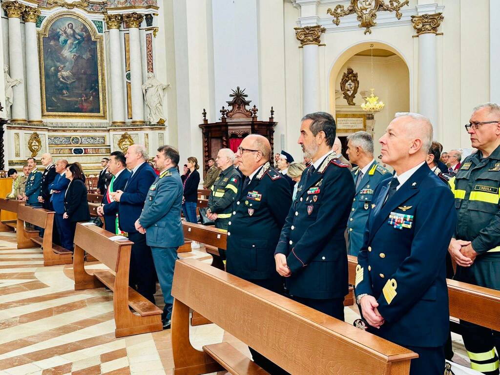 esercito festeggia giovanni xxiii papa