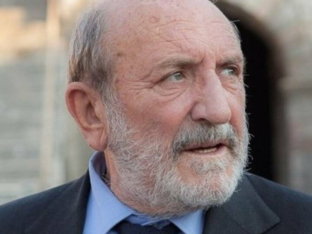 Il professor Umberto Galimberti arriva ad Avezzano, L'amore non fa male -  Il Capoluogo