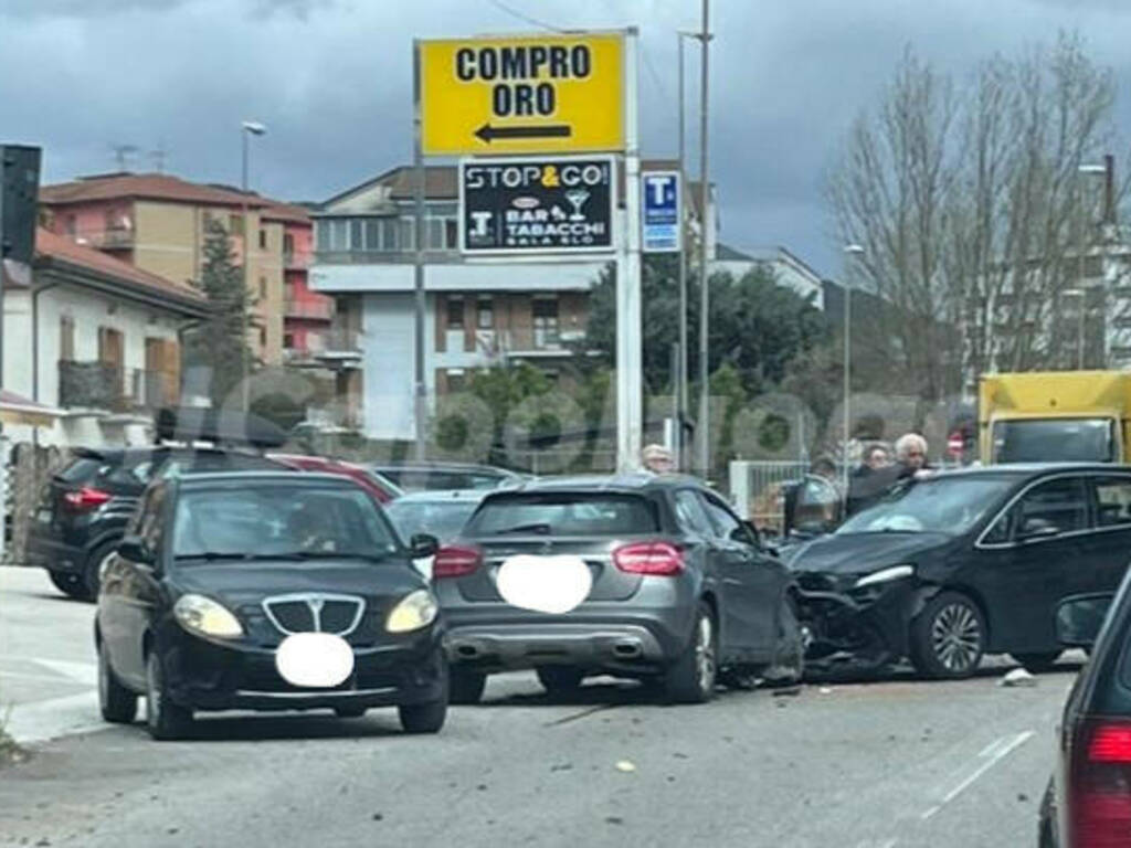 incidente statale 17 l'aquila