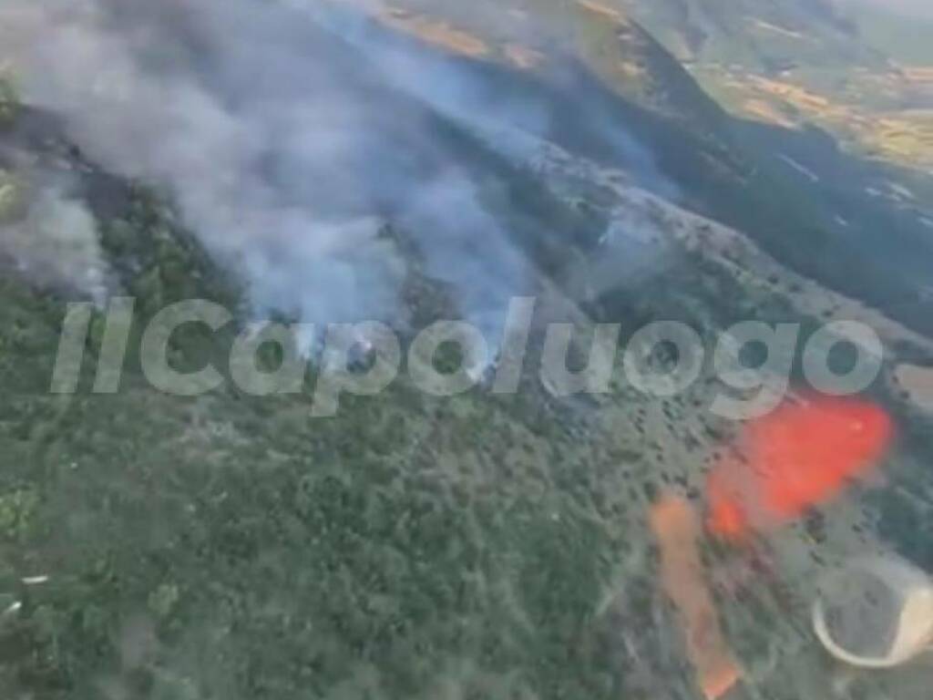 incendio monte urano goriano raiano