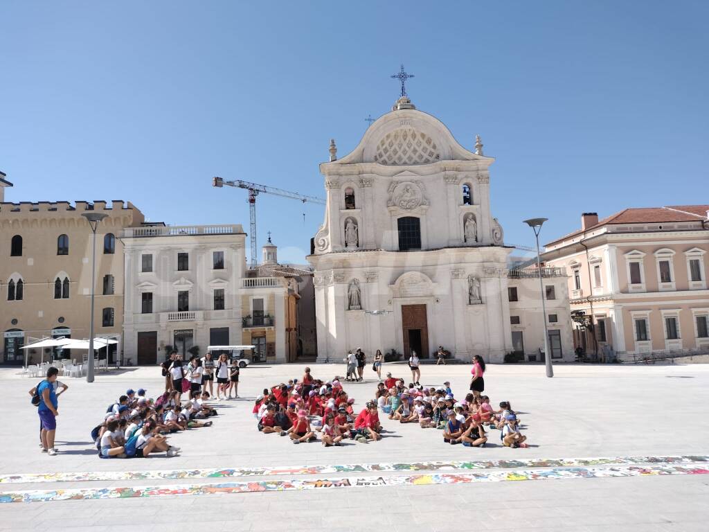 fratellini margiotta e 150 bambini piazza duomo 