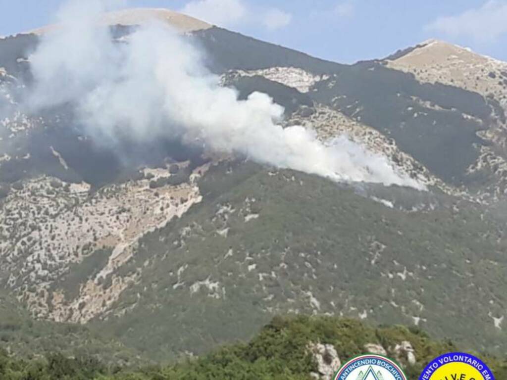 incendio balsorano monte cornacchia